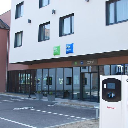 Ibis Styles Valenciennes Petite Foret 외부 사진