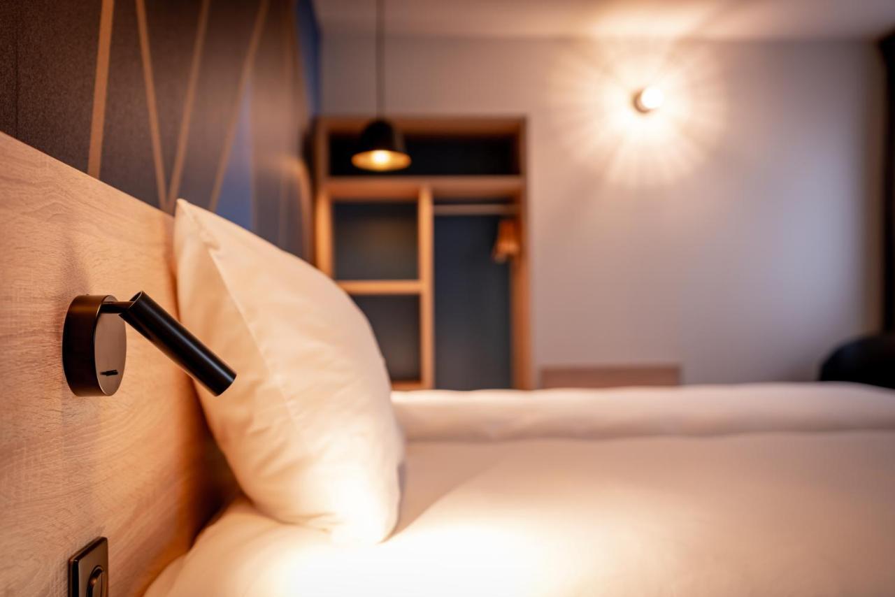 Ibis Styles Valenciennes Petite Foret 외부 사진
